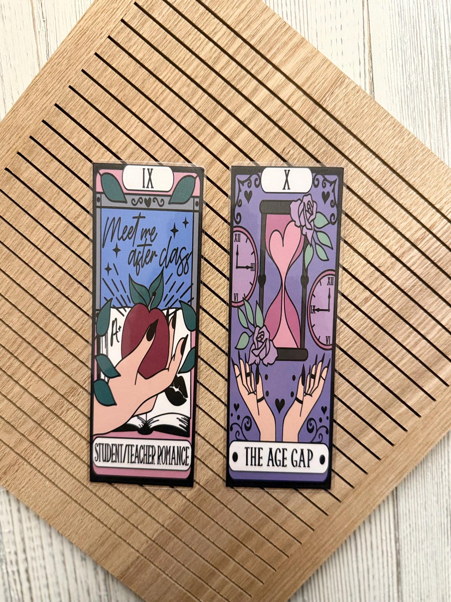 Smut Reader Tarot Card Bookmark: Laminated Bookish Gift