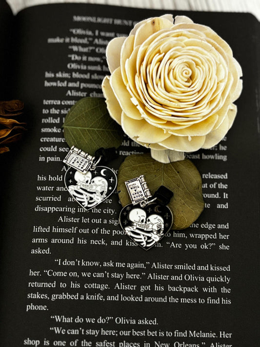 The Lovers | Dark Romance Themed Kindle Charm | Spicy Book Accessory for E-Readers